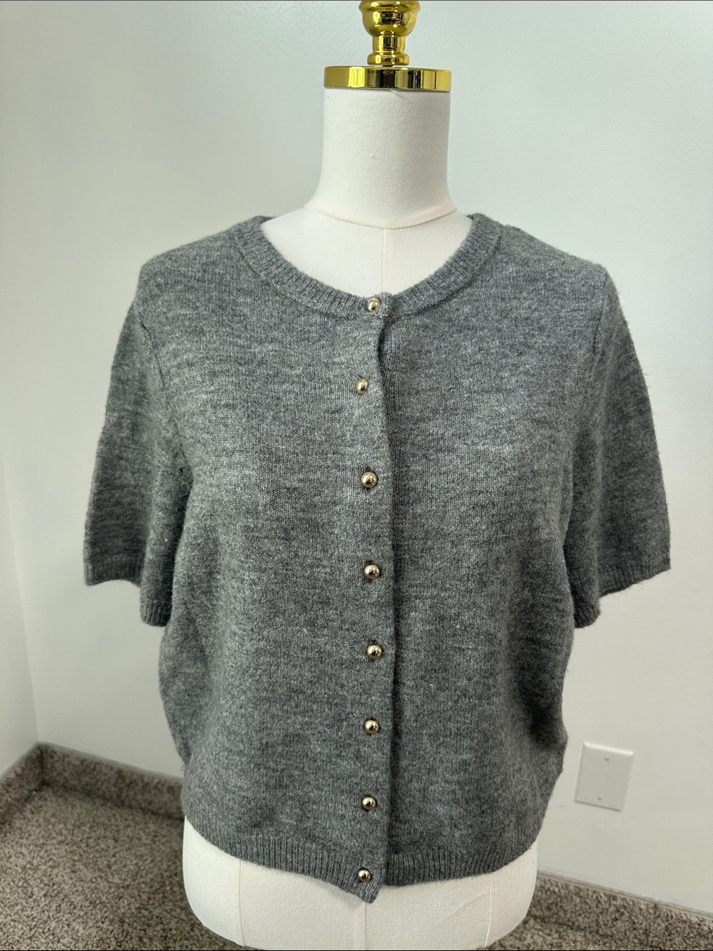 🟣 H&M Cardigan Sweater